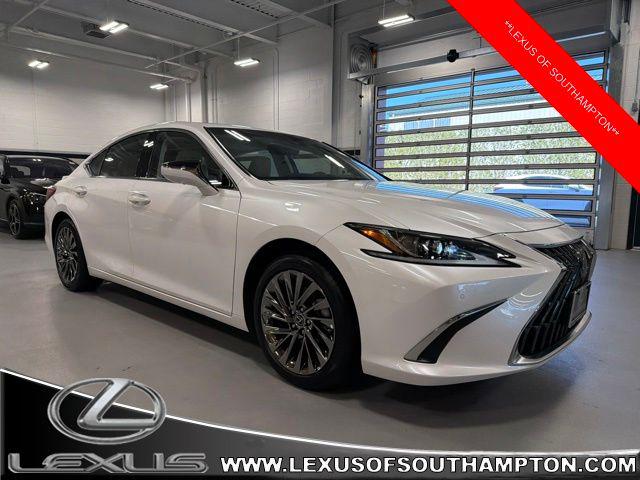 2025 Lexus ES 300h Luxury for sale in Southampton, NY