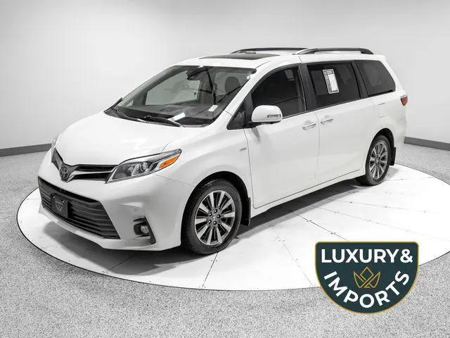2020 Toyota Sienna Limited for sale in Leavenworth, KS