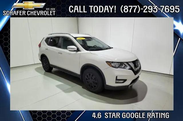2017 Nissan Rogue SV for sale in Pinconning, MI
