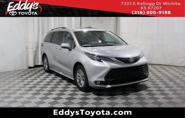 2025 Toyota Sienna XLE for sale in Wichita, KS