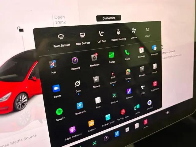 2023 Tesla Model 3 Rear-Wheel Drive