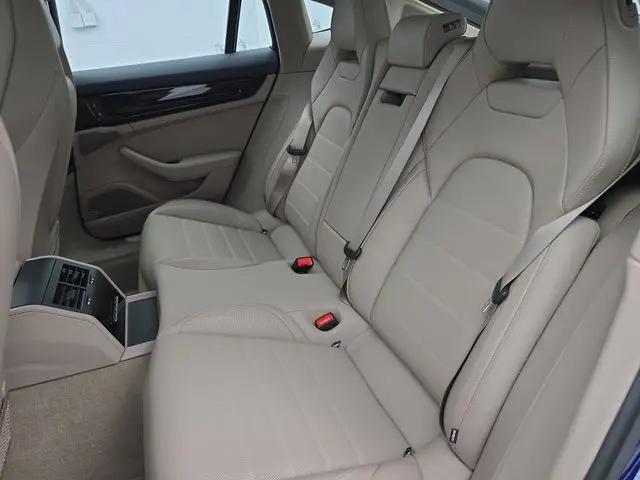 2026 Porsche Panamera Panamera