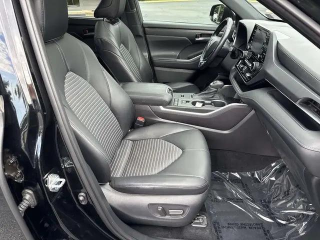 2021 Toyota Highlander XSE