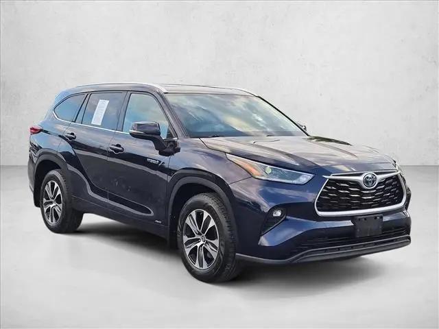 2021 Toyota Highlander Hybrid XLE