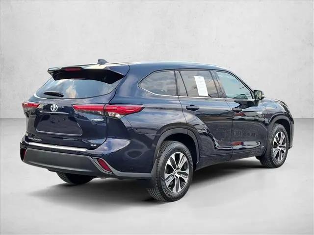 2021 Toyota Highlander Hybrid XLE