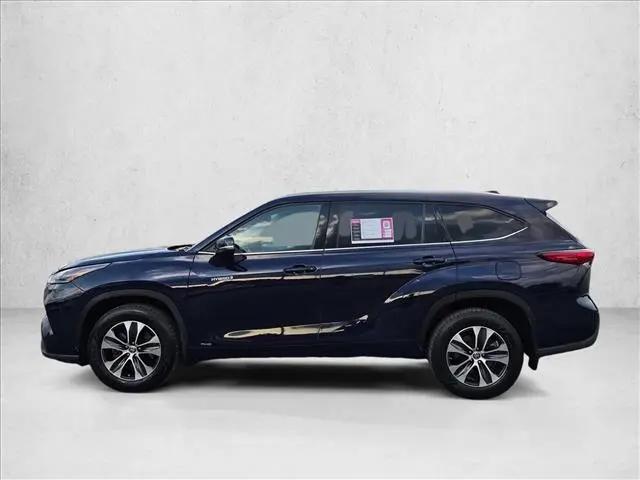 2021 Toyota Highlander Hybrid XLE