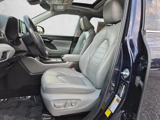 2021 Toyota Highlander Hybrid XLE