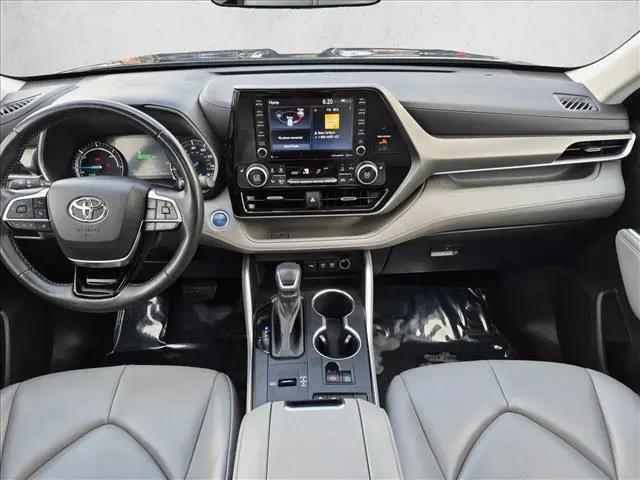 2021 Toyota Highlander Hybrid XLE