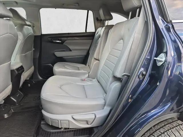 2021 Toyota Highlander Hybrid XLE