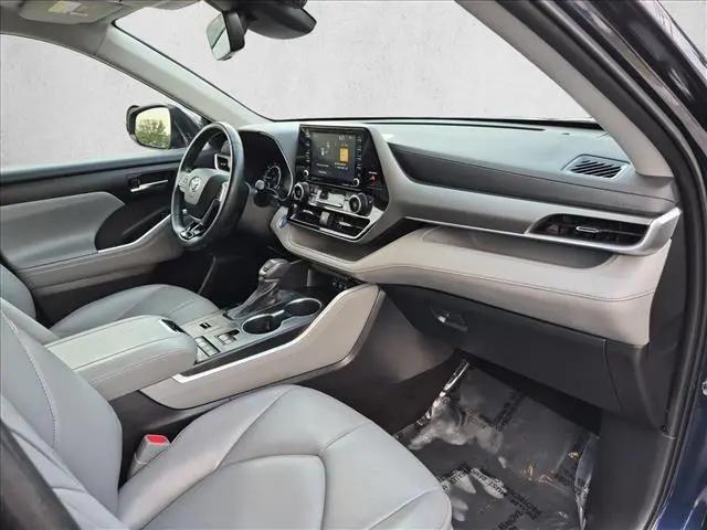 2021 Toyota Highlander Hybrid XLE