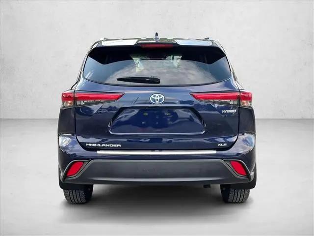 2021 Toyota Highlander Hybrid XLE