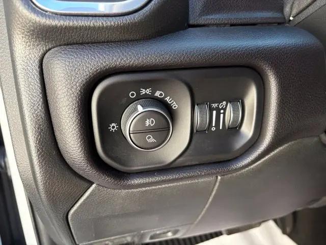 2023 Ram 2500 Laramie Crew Cab 4x4 64 Box