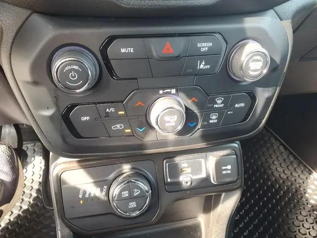 2023 Jeep Renegade Trailhawk 4x4