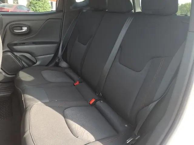 2023 Jeep Renegade Trailhawk 4x4