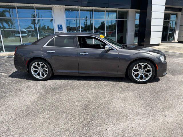 2018 Chrysler 300 300C