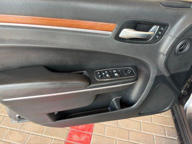2018 Chrysler 300 300C