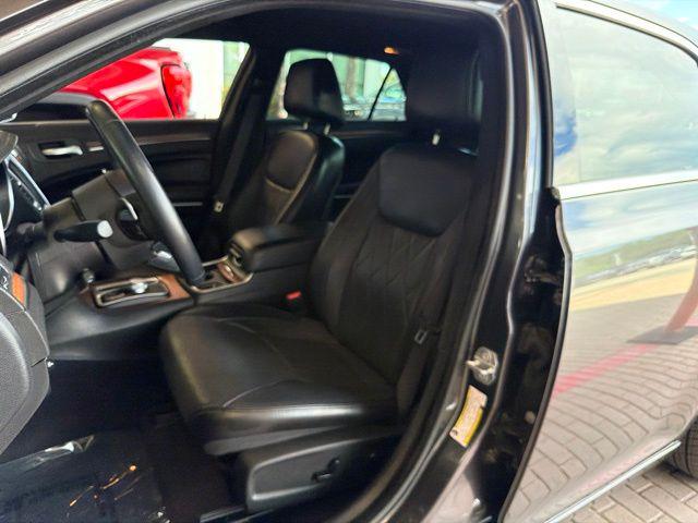 2018 Chrysler 300 300C