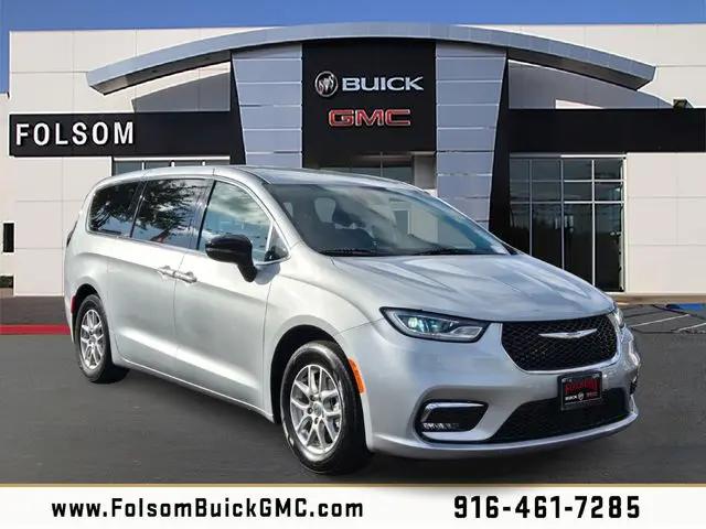 2024 Chrysler Pacifica Touring L for sale in Folsom, CA