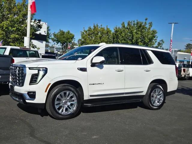 2025 GMC Yukon 4WD Denali