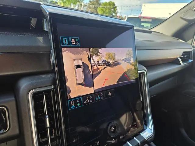 2025 GMC Yukon 4WD Denali