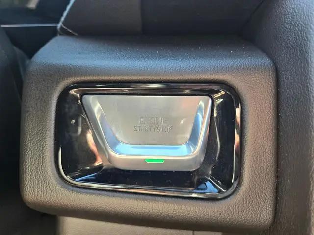 2025 GMC Yukon 4WD Denali