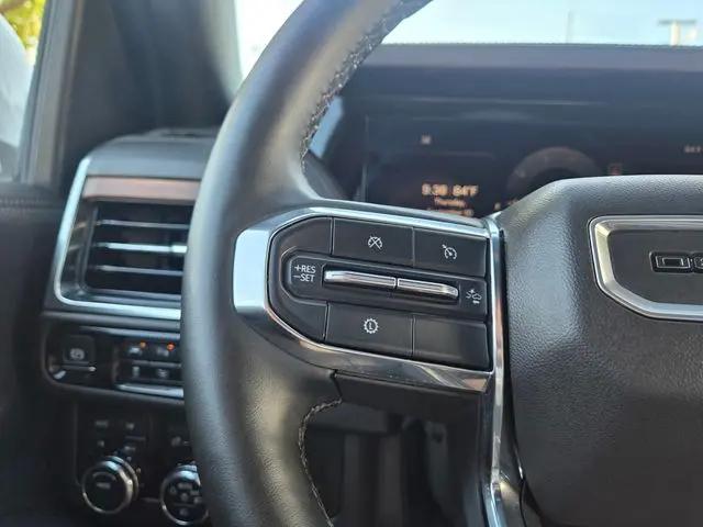 2025 GMC Yukon 4WD Denali