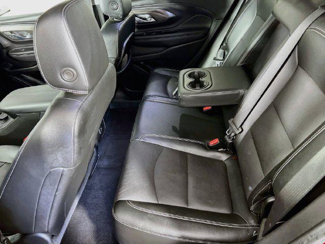 2023 GMC Terrain FWD SLT
