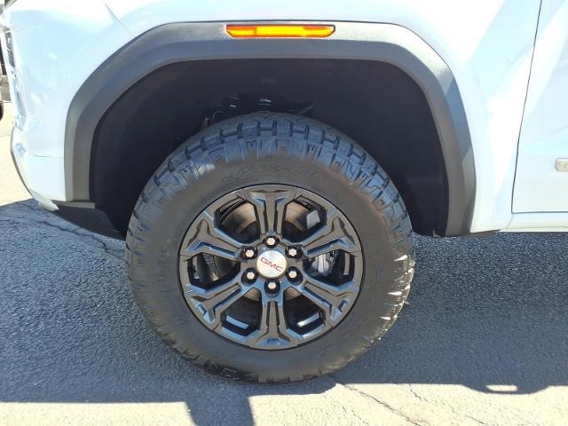 2023 GMC Canyon 4WD Crew Cab Short Box Elevation
