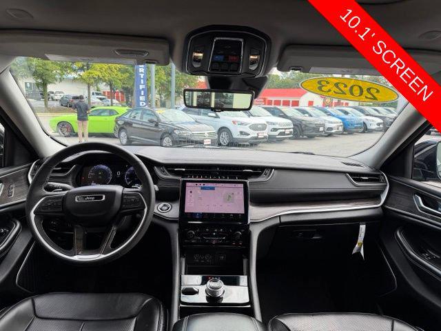 2023 Jeep Grand Cherokee L Limited 4x4 2023 Jeep Grand Cherokee L Limited 4x4