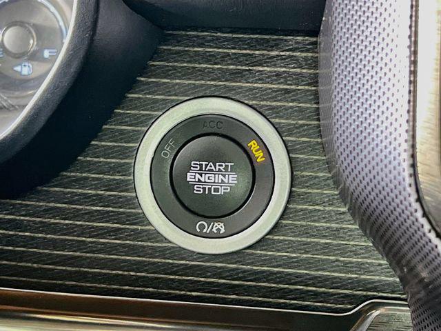 2019 Ram 1500 Limited Crew Cab 4x4 57 Box
