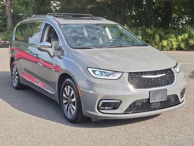 2021 Chrysler Pacifica Hybrid Limited