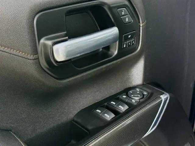 2021 GMC Sierra 1500 4WD Crew Cab Short Box AT4