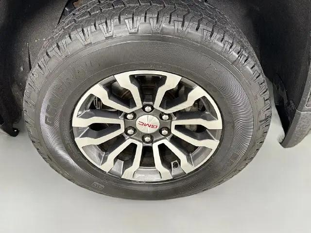 2021 GMC Sierra 1500 4WD Crew Cab Short Box AT4