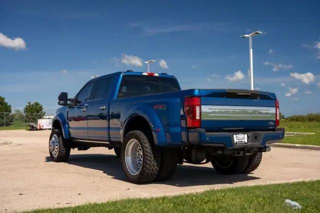 2022 Ford F-450 Platinum
