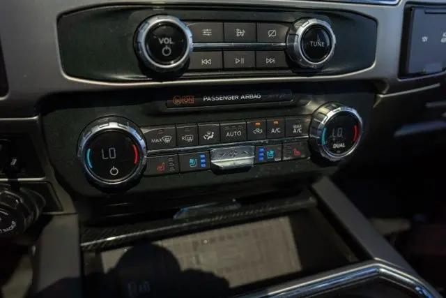 2022 Ford F-450 Platinum
