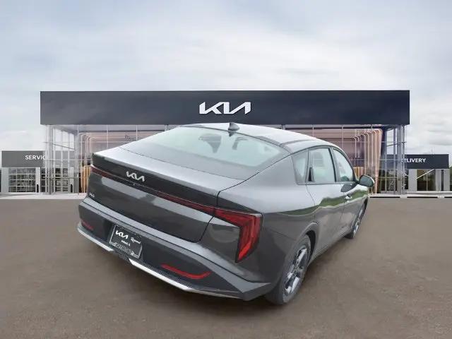 2026 Kia K4 LXS