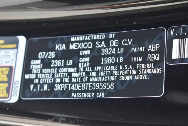 2026 Kia K4 LXS