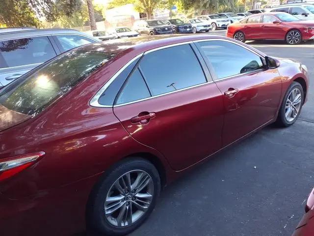 2016 Toyota Camry SE
