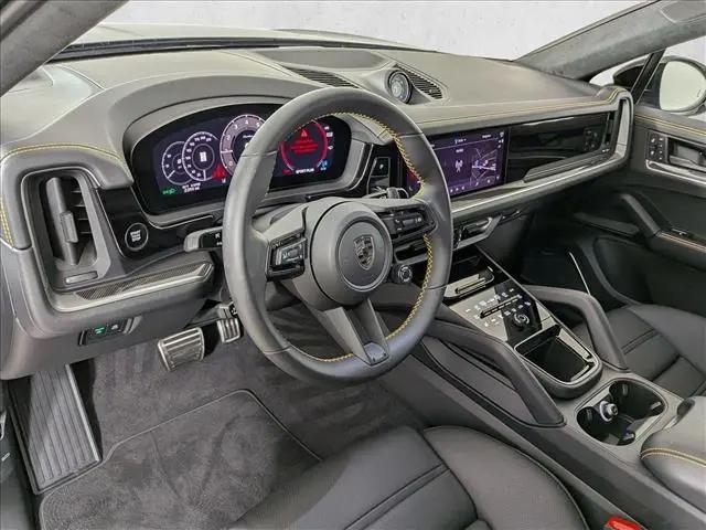2026 Porsche Cayenne E-Hybrid Turbo