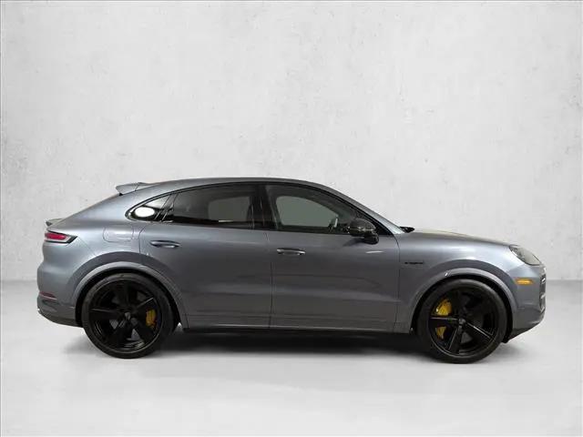 2026 Porsche Cayenne E-Hybrid Turbo