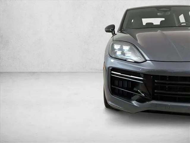 2026 Porsche Cayenne E-Hybrid Turbo