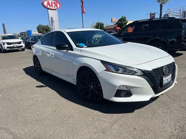 2022 Nissan Altima SR FWD for sale in Merced, CA