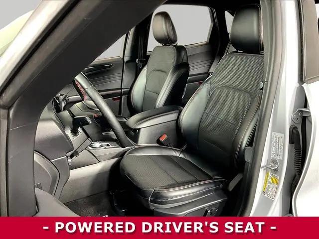 2025 Ford Escape ST-Line Select