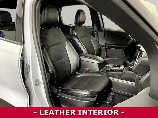 2025 Ford Escape ST-Line Select