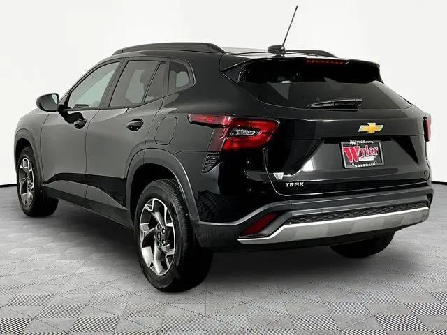 2026 Chevrolet Trax FWD LT
