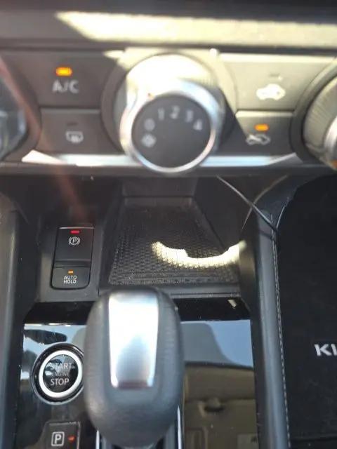 2023 Nissan Kicks SV Xtronic CVT