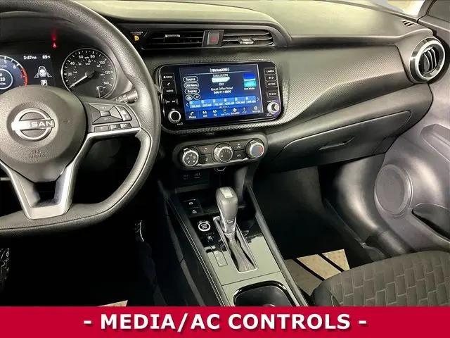 2023 Nissan Kicks SV Xtronic CVT