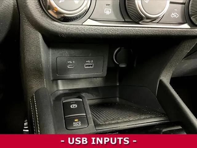 2023 Nissan Kicks SV Xtronic CVT