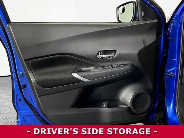 2023 Nissan Kicks SV Xtronic CVT