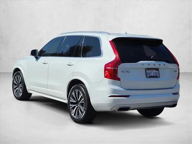 2021 Volvo XC90 T5 Momentum 7 Passenger